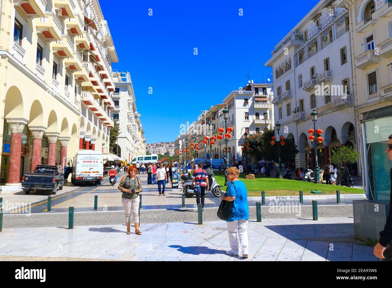 Shopping street nice hi-res stock photography and images - Page 11 - Alamy