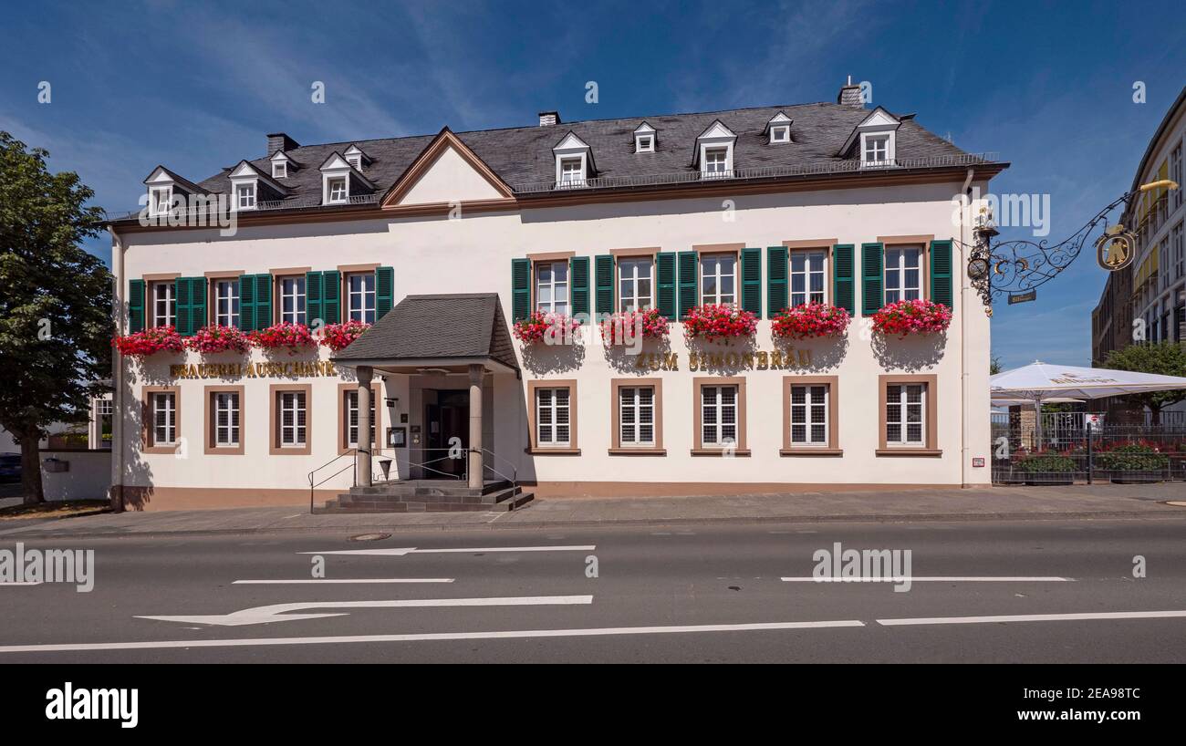 Bitburger High Resolution Stock Photography And Images Alamy