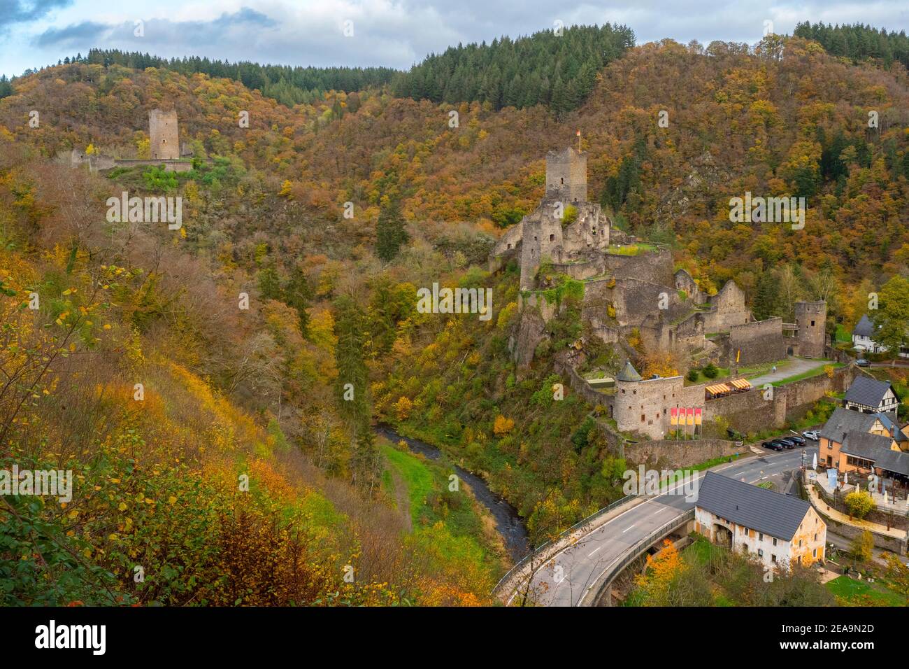 Upper and Lower Castle, Manderscheider Burgen, Manderscheid, Vulkaneifel, Eifel, Rhineland-Palatinate, Germany Stock Photo
