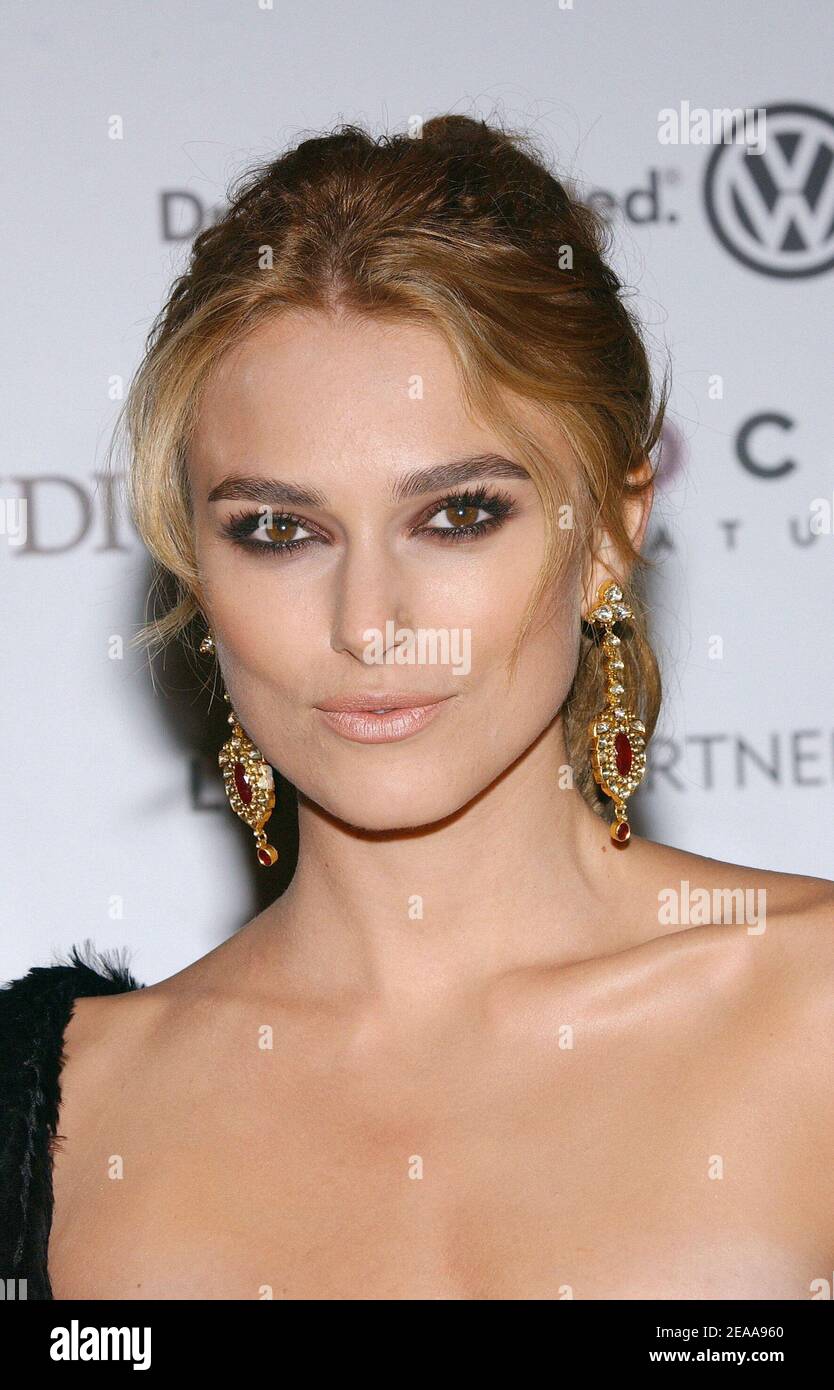 British actress and cast member Keira Knightley (wearing Calvin Klein) arrives at the 'Pride & Prejudice' premiere held at the Loews Lincoln Square theatre in New York City, NY, USA, on Thursday November 10, 2005. Photo by Nicolas Khayat/ABACAPRESS.COM Stock Photo