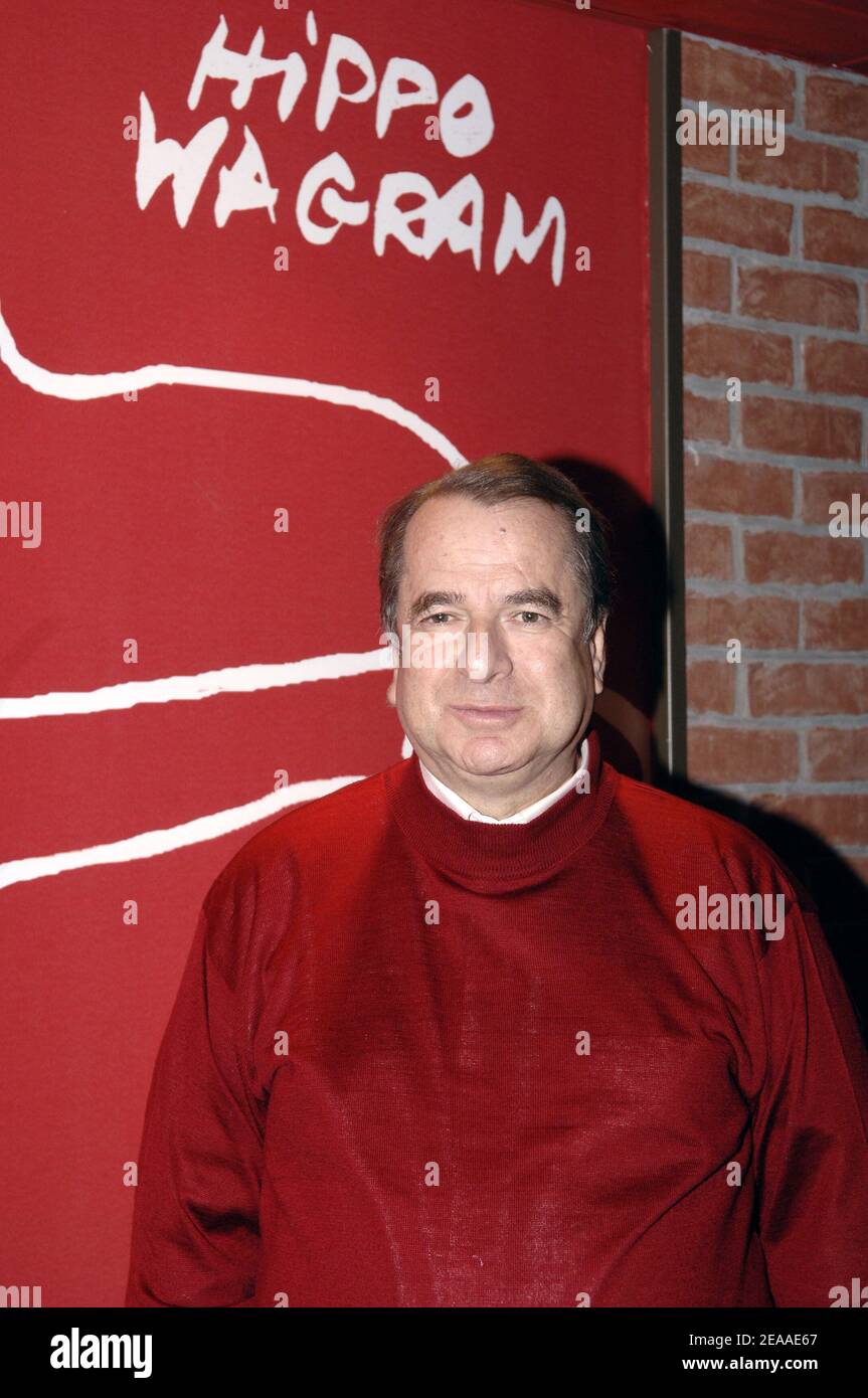French writer Paul-Loup Sulitzer attends the opening party of the new Hippotamus 'Hippo Wagram' restaurant in Paris, France on December 1, 2005. Photo By Giancarlo Gorassini/ABACAPRESS.COM Stock Photo