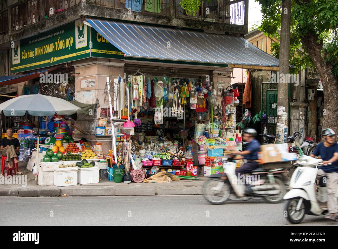 General store on a street corner in Hanoi, Vietnam Stock Photo