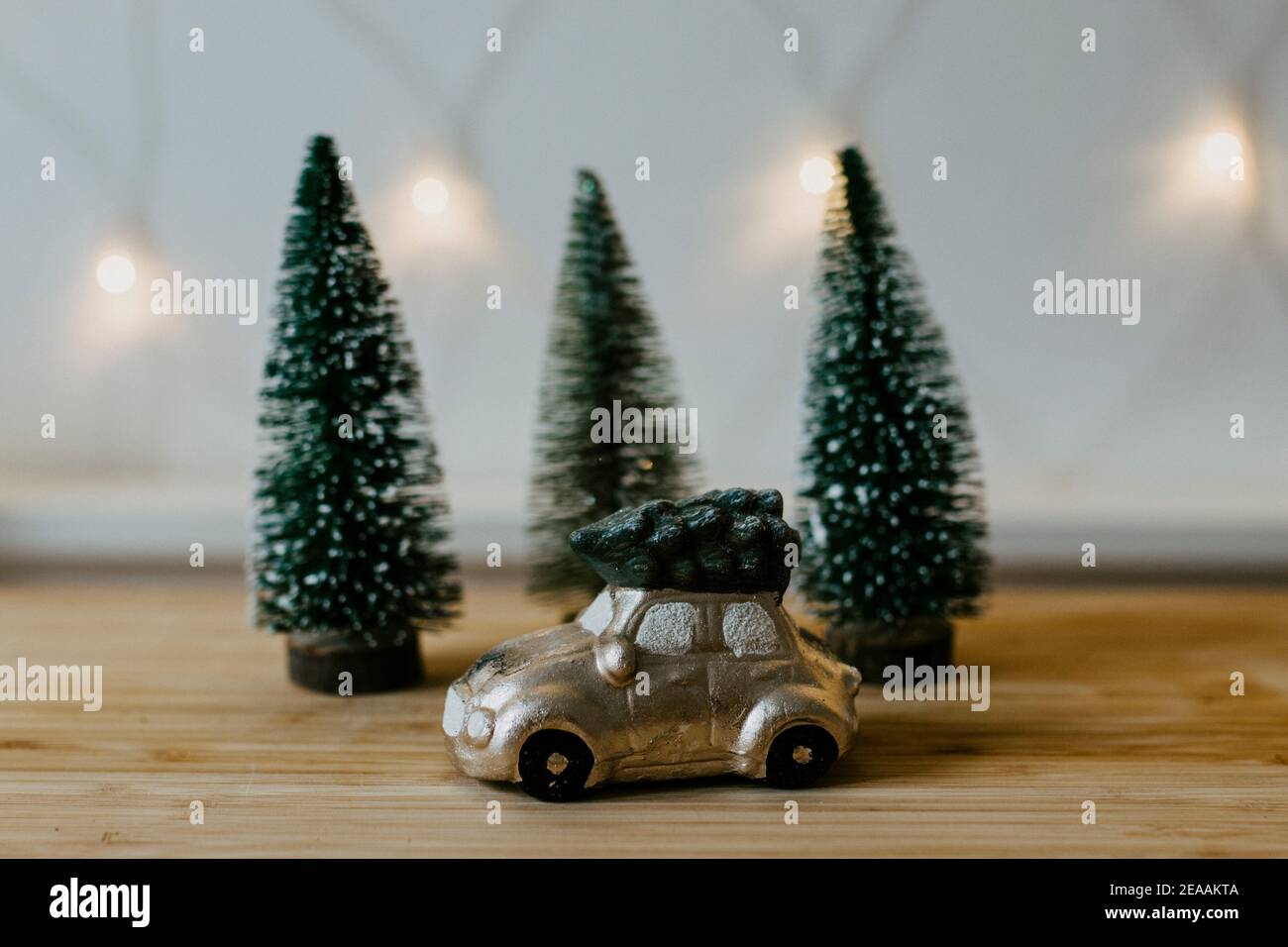 Christmas tree car roof hires stock photography and images Alamy
