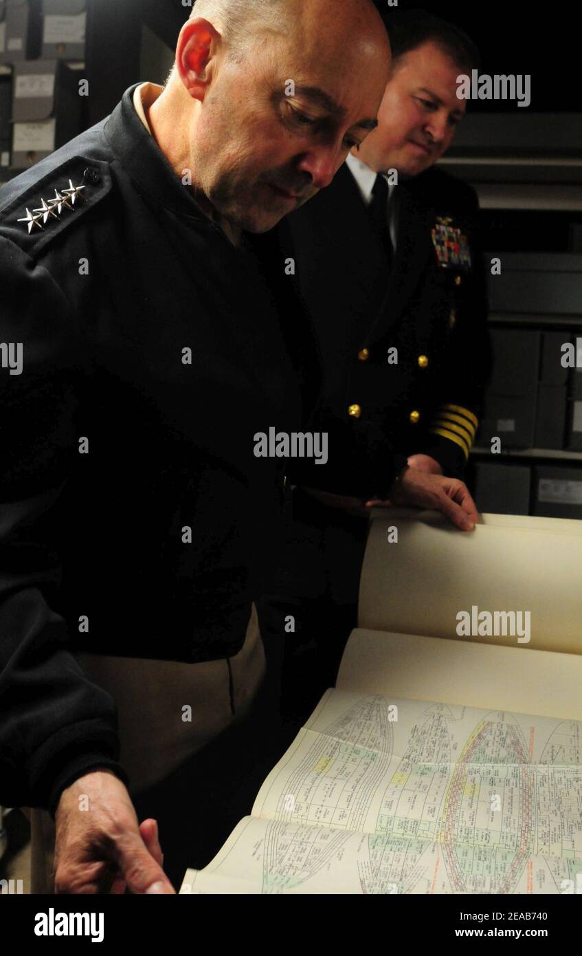 Naval history and heritage command 121207 stock photo alamy