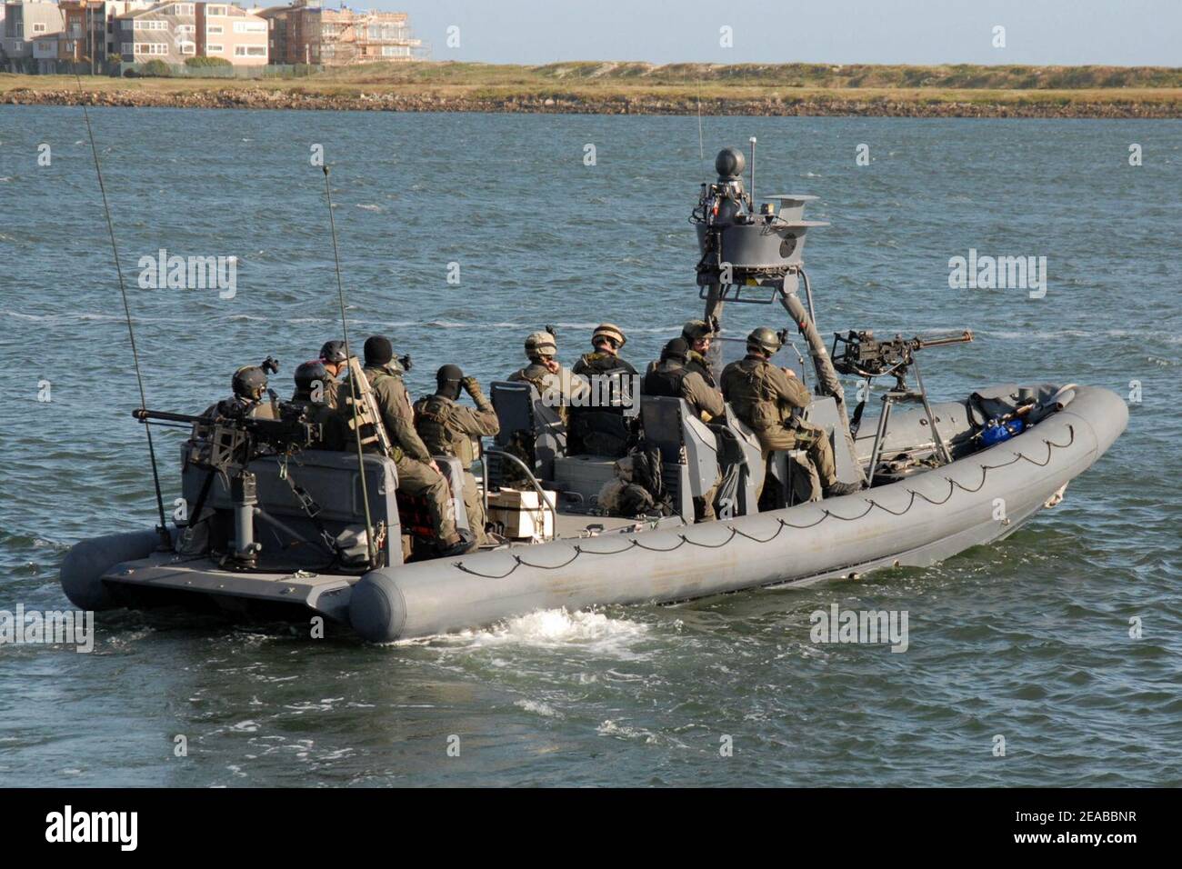 Navy SEALs use heavily armed boats Stock Photo Alamy