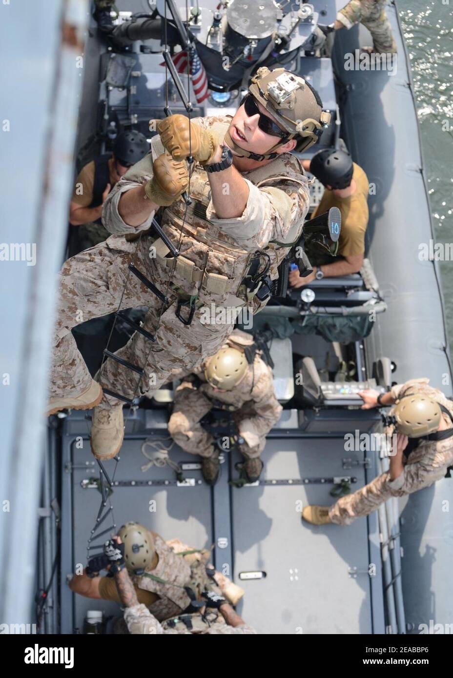 Navy seal training hires stock photography and images Alamy