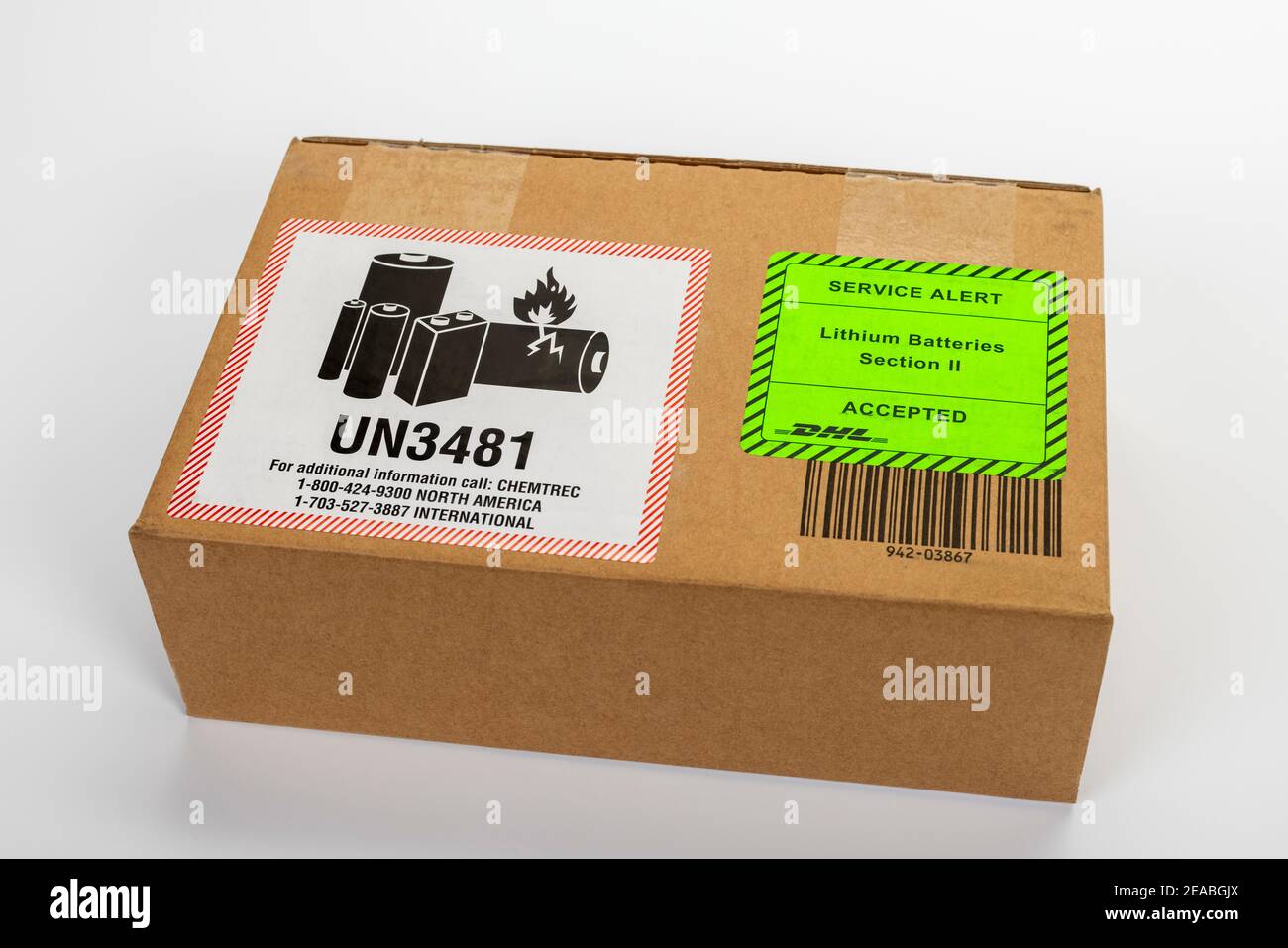 Shipping box, back, hazardous goods label UN 3481 Package contains  lithium-ion batteries, batteries, rechargeable batteries, transport label  Stock Photo - Alamy