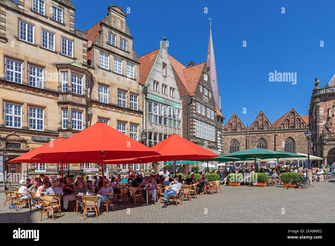 Street cafe, historic town houses on the market square, Bremen, Stock Photo