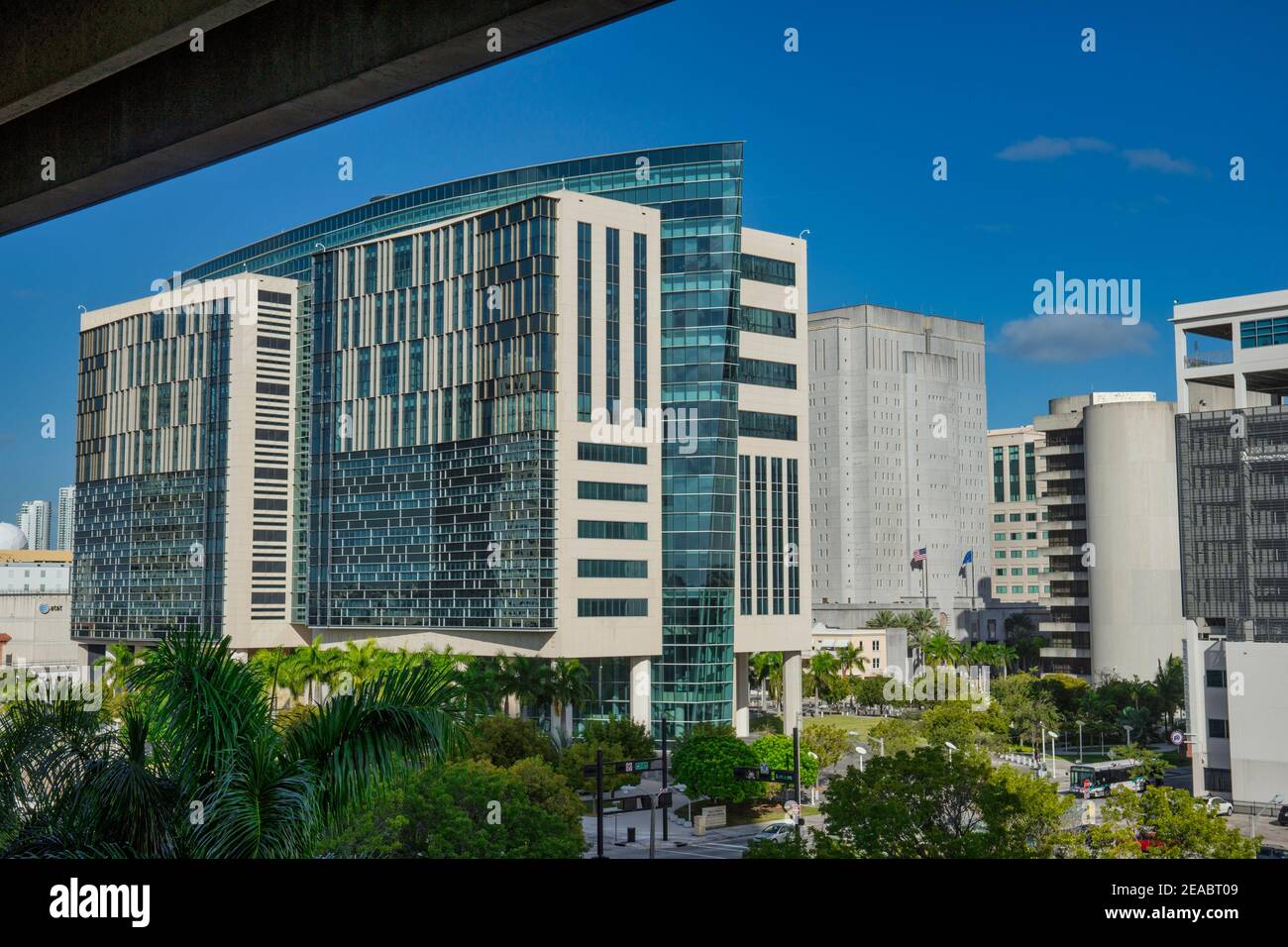 The Wilkie D. Ferguson, Jr. U.S. Federal Courthouse seen from the Government Center Metrorail