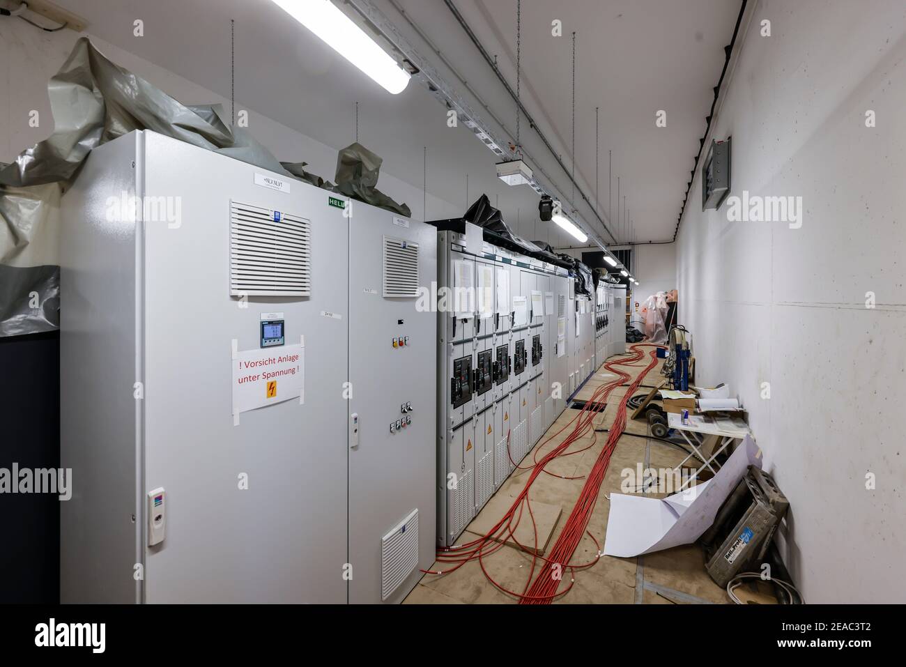 Electrical switchgear hires stock photography and images Alamy
