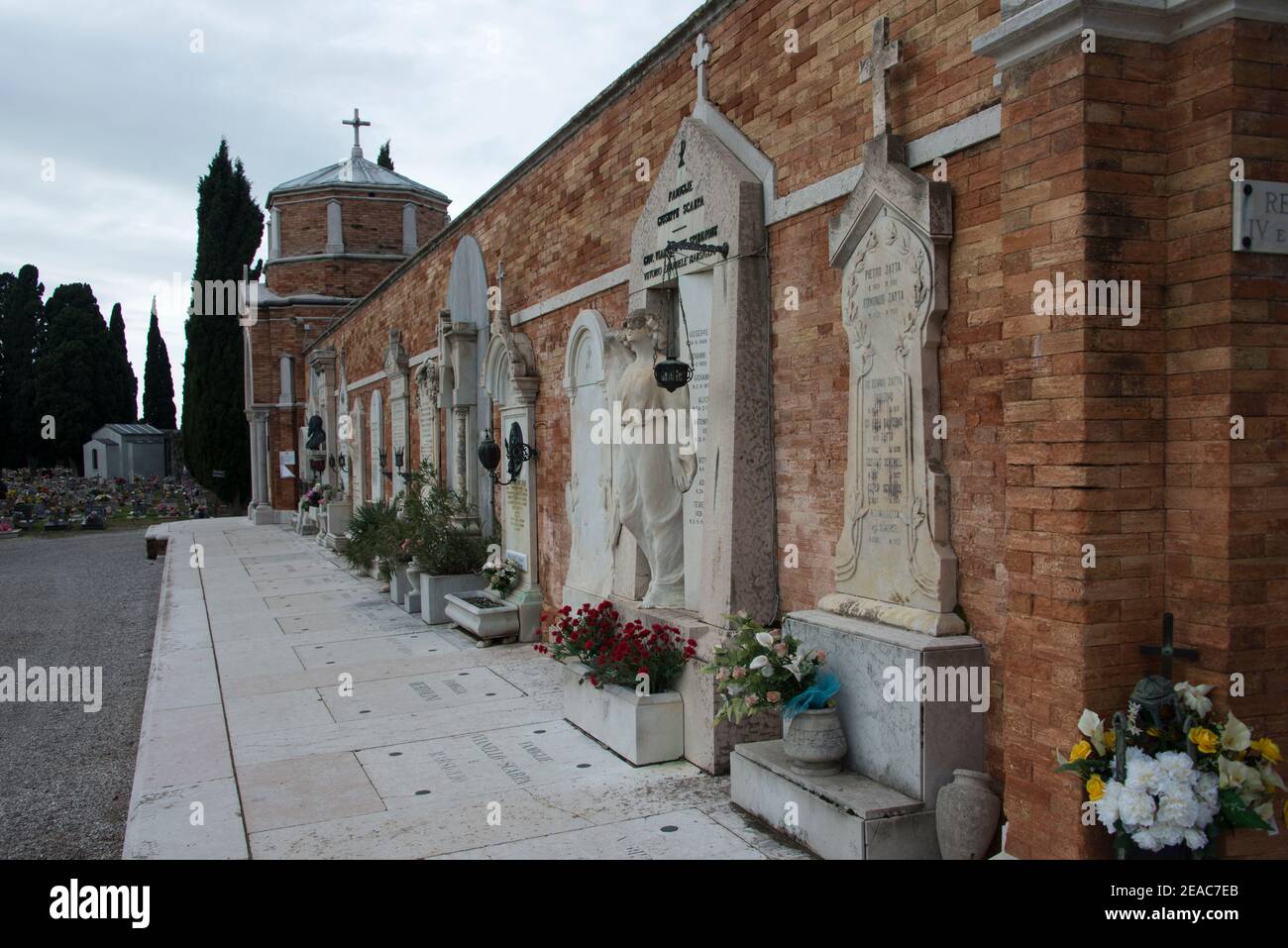 San Michele cemetery island, Venice Stock Photo - Alamy