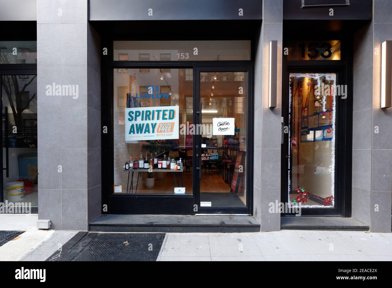 Spirited Away, 153 Ludlow St, New York, NYC storefront photo of an alcohol-free spirits shop in the Lower East Side neighborhood of Manhattan. Stock Photo