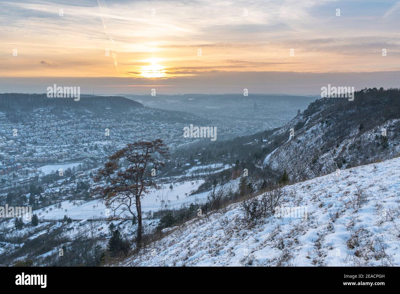 Blick auf das winterliche Jena in Thüringen, Deutschland. Stock Photo