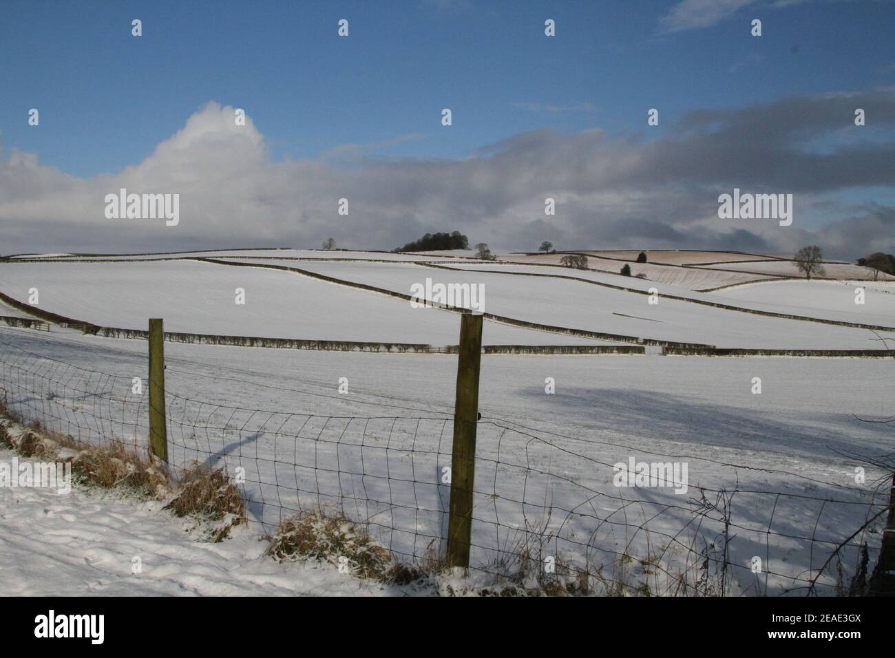 Uk Weather Sunshine And Snow In Howardian Hills North Yorkshire 9th February 21 The Beast Of The East Bringing Extremely Cold Weather To The North Of England Snow And Blue Skies Inbetween Outbreaks Of