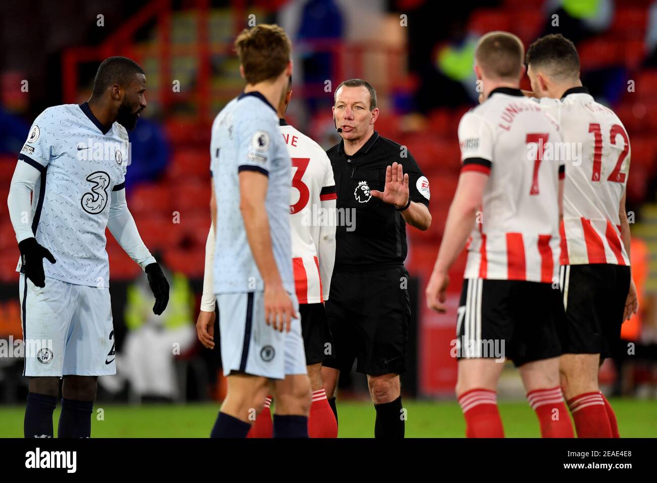 Sheffield, United Kingdom, 07th February 2021. Match referee Kevin Friend in action. Credit: Anthony Devlin/Alamy Live News Stock Photo