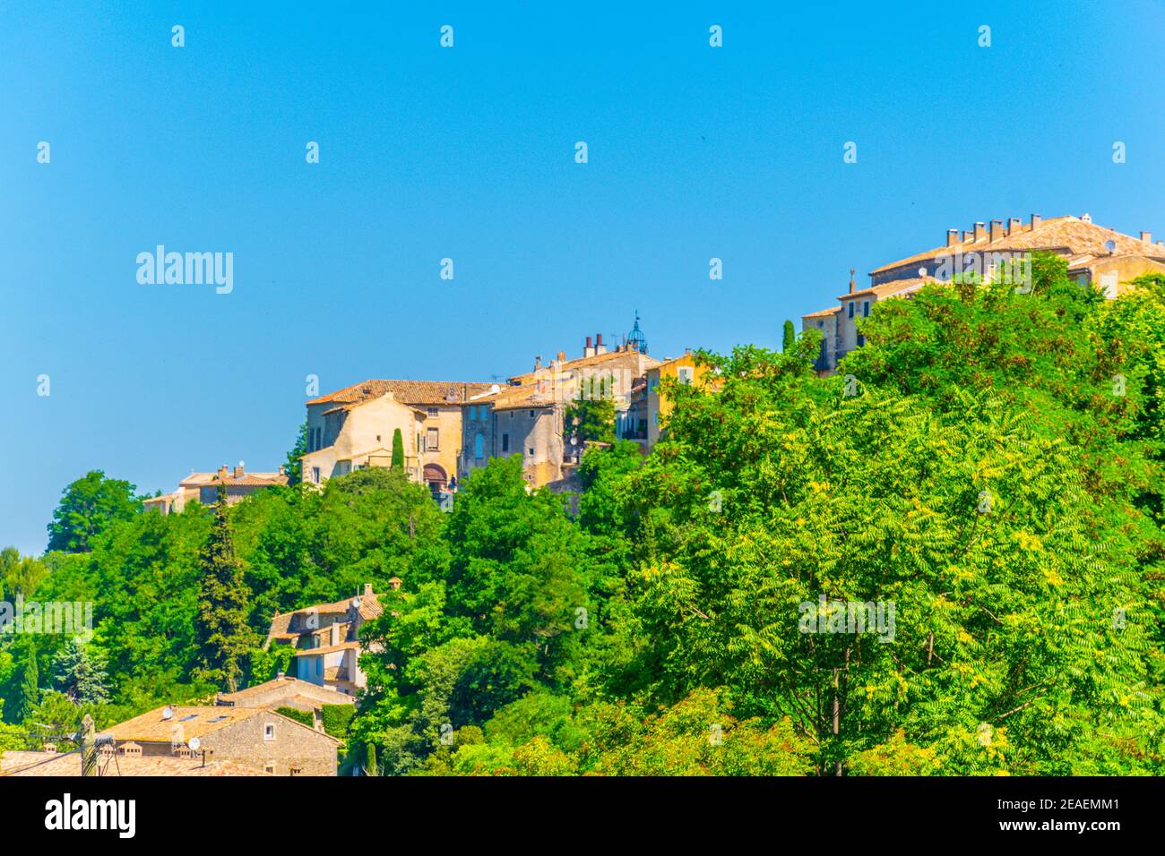 Menerbes village in France Stock Photo - Alamy