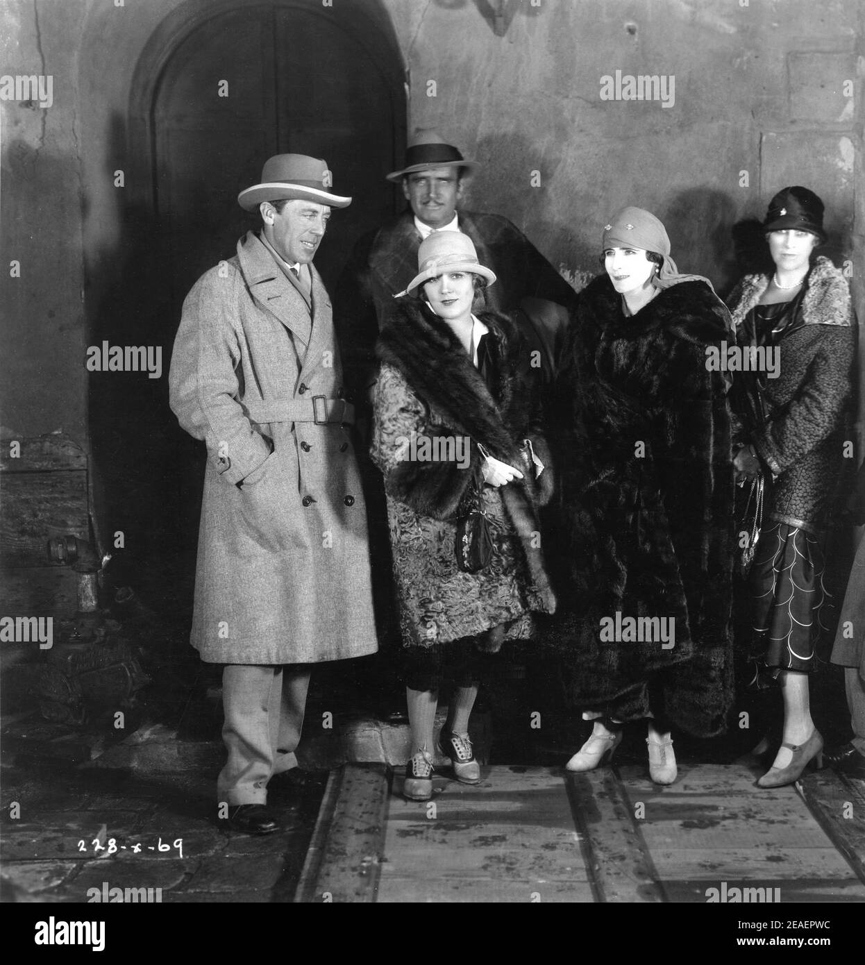 Mary pickford on set hi-res stock photography and images - Alamy