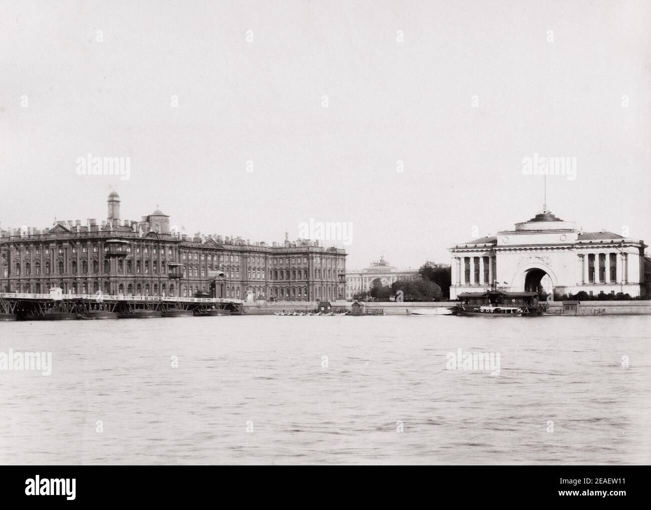 冬宮殿　版画手彩色Alexey Dmitrievich Reipolsky Winter palace st petersburg 19th century russia hi-res stock