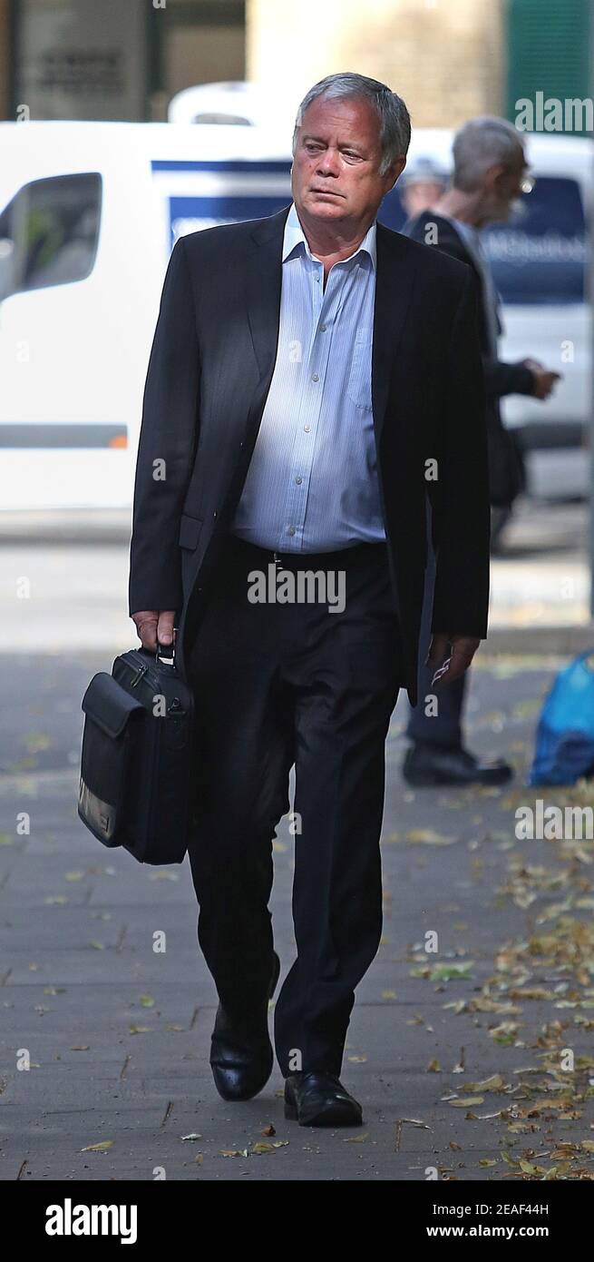 Former Royal Household official Ronald Harper arrives at Southwark Crown Court, London, as the former Royal Household official who accepted more than £100,000 in bribes to award contracts for work at royal residences including Buckingham Palace, has been jailed for five years. Picture date: Monday July 18, 2016. Stock Photo