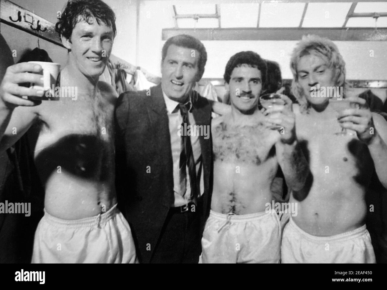 PORTSMOUTH FC CELEBRATE WINNING THE 3RD DIVISION CHAMPIONSHIP 1983 ...