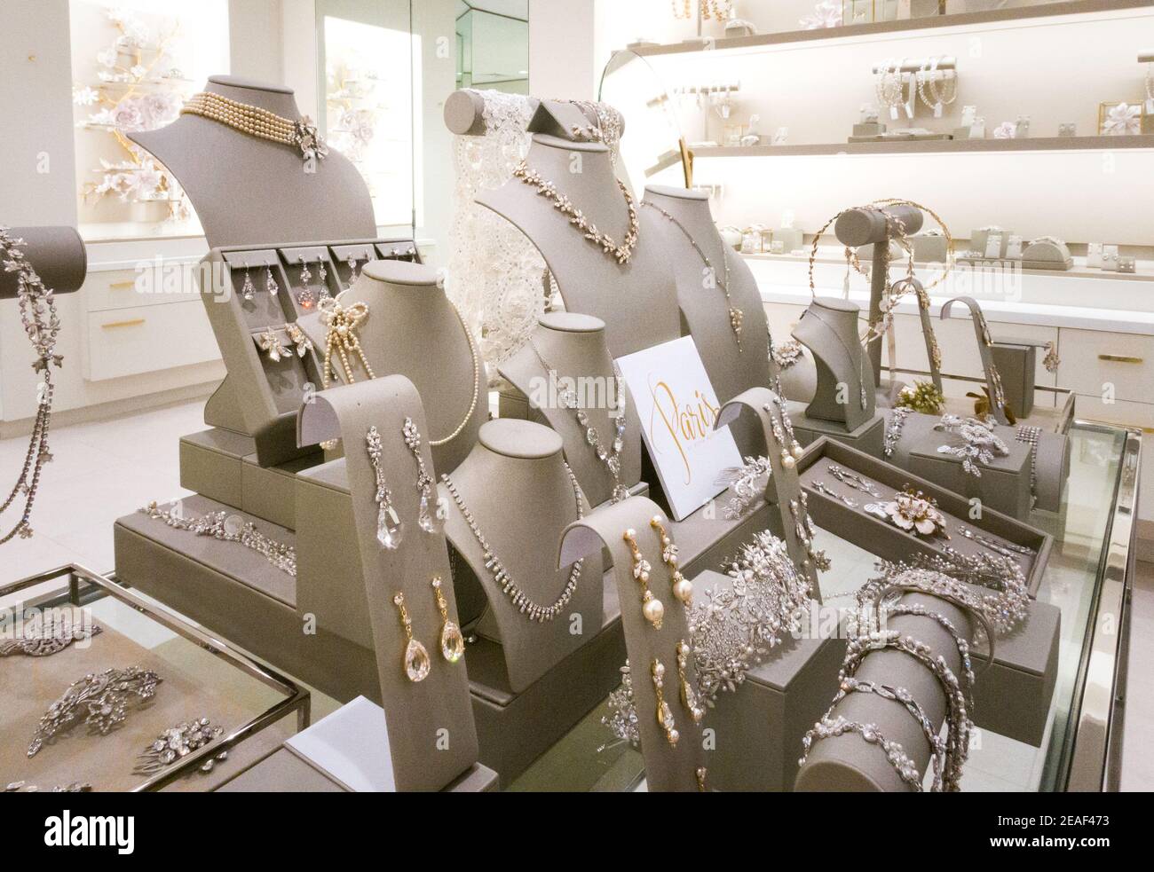 Kleinfeld bridal store discount