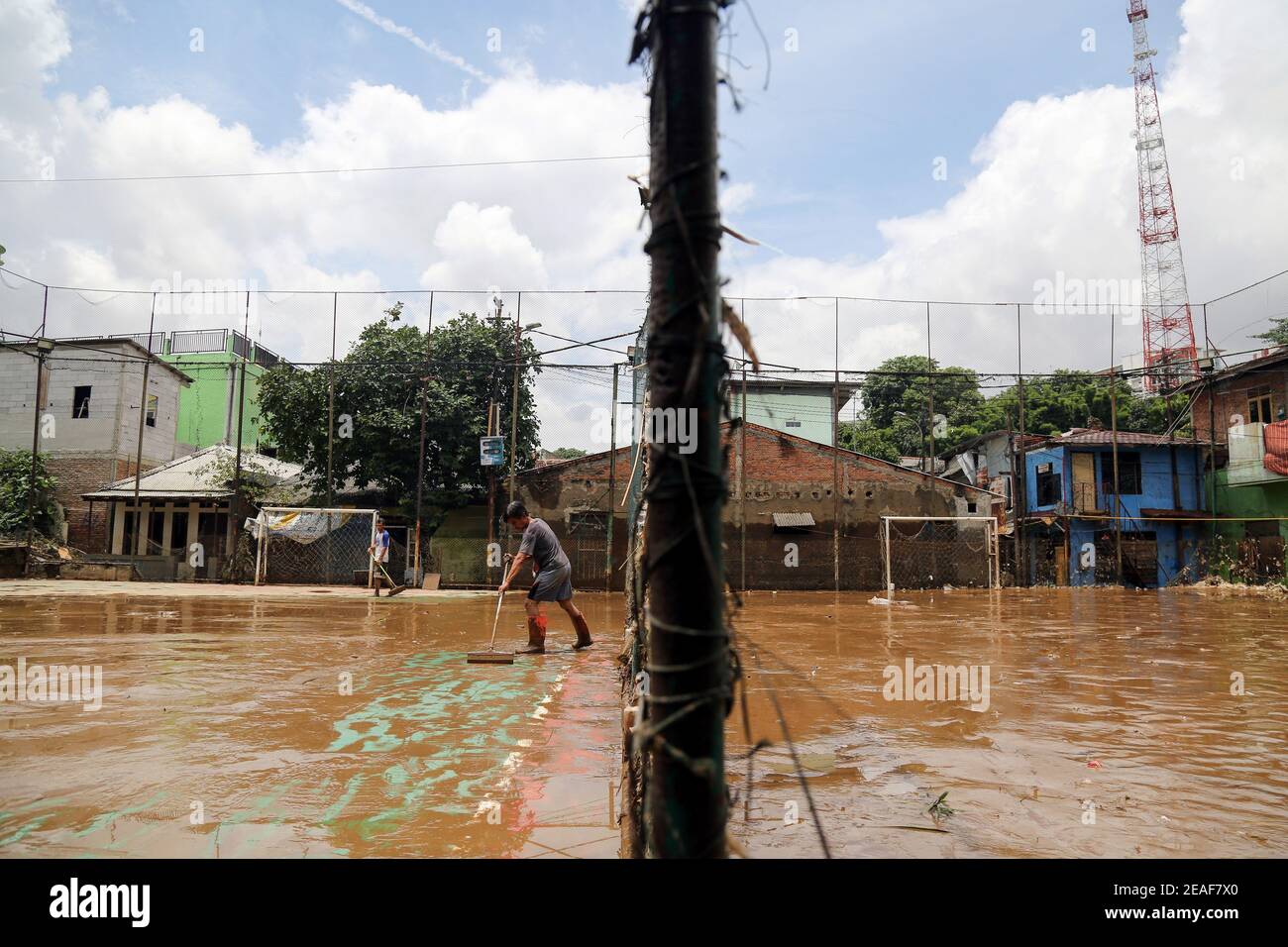 Flood ciliwung river hi-res stock photography and images - Alamy