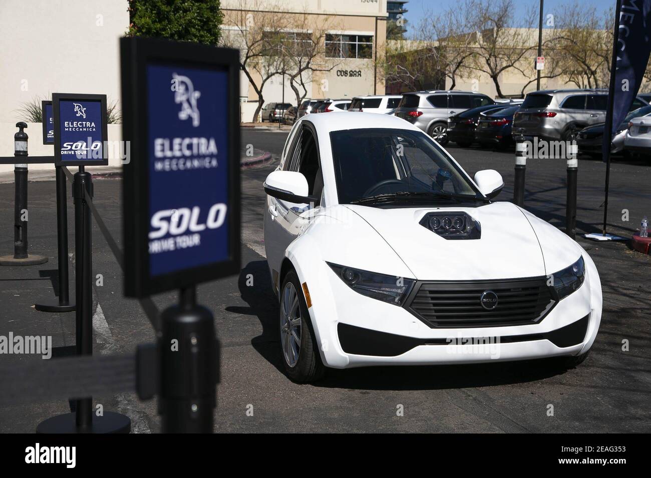One of the new three-wheel electric Solo cars from Electra Meccanica available for a test drive at the Mission Kierland in Phoenix on Feb. 5, 2021. Electra Meccanica (Photo by Meg Potter/The Republic/USA Today Network/Sipa USA) Stock Photo