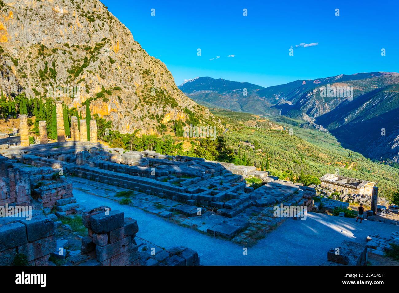 Ruins of temple of Apollo at ancient Delphi, Greece Stock Photo - Alamy