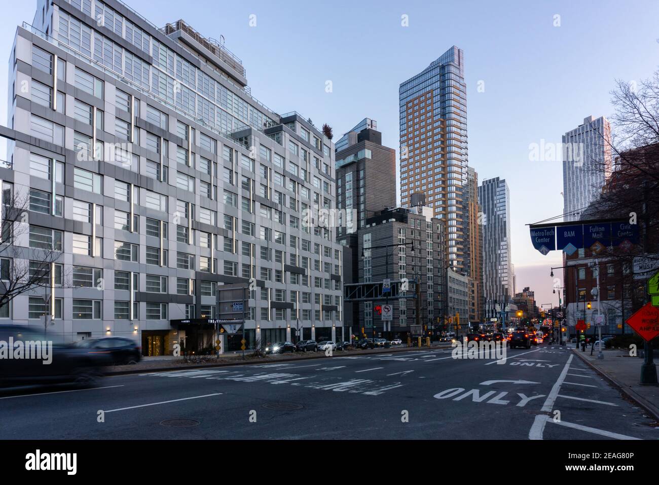 Flatbush ave brooklyn hires stock photography and images Alamy