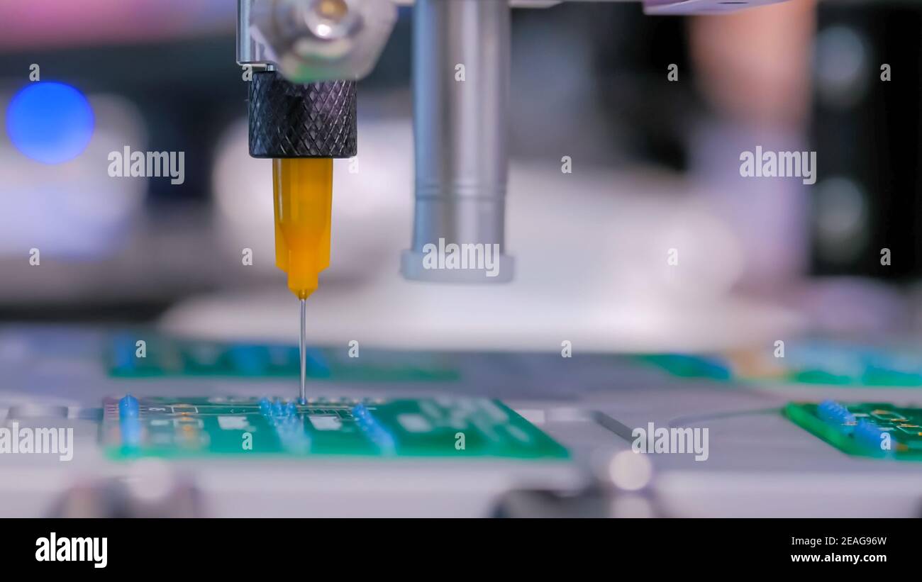 Solder paste dispenser hires stock photography and images Alamy