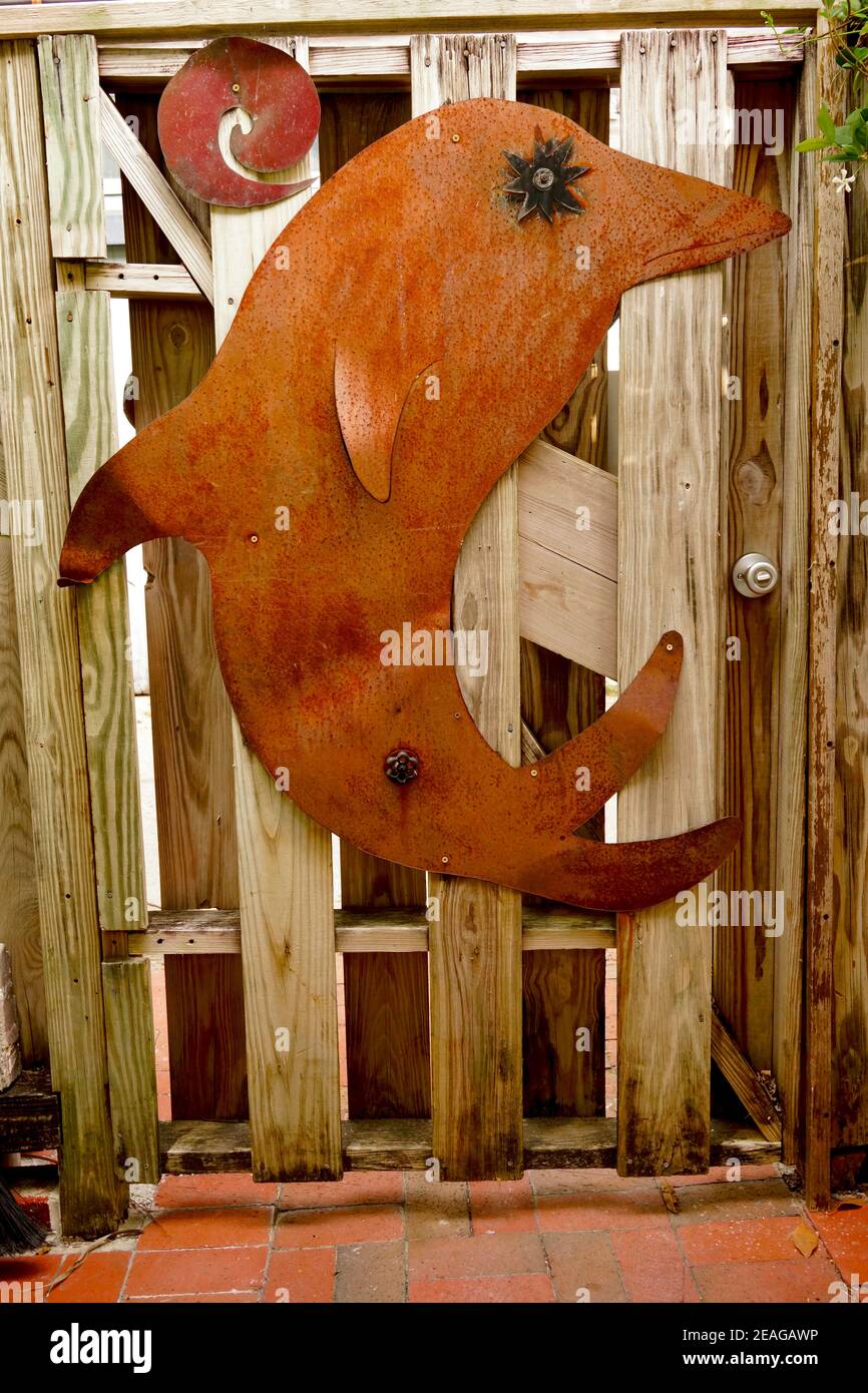 Dolphin on gate hi-res stock photography and images - Alamy