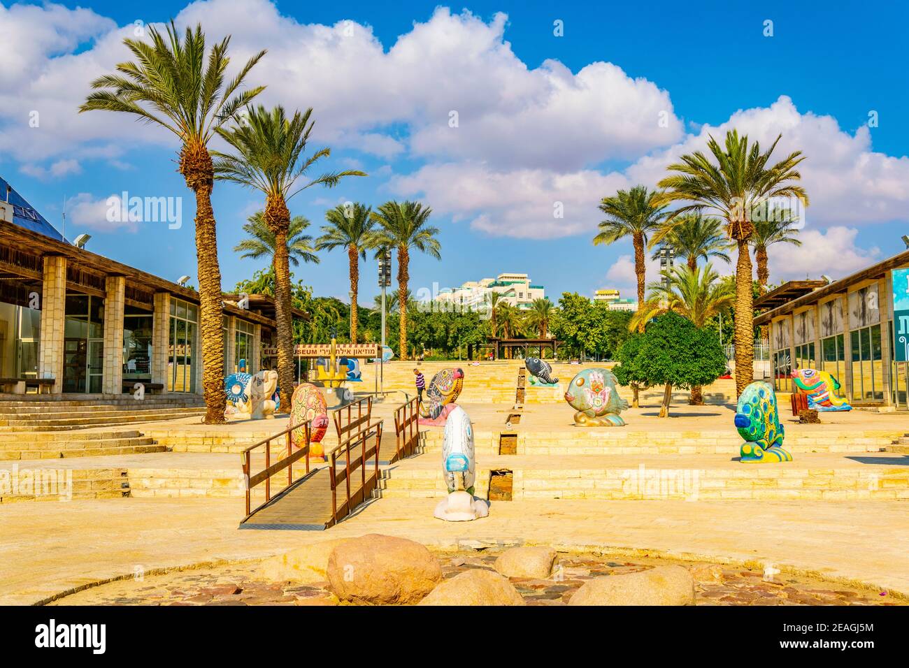Fish sculptures situated on a passage between Eilat museum and Gallery