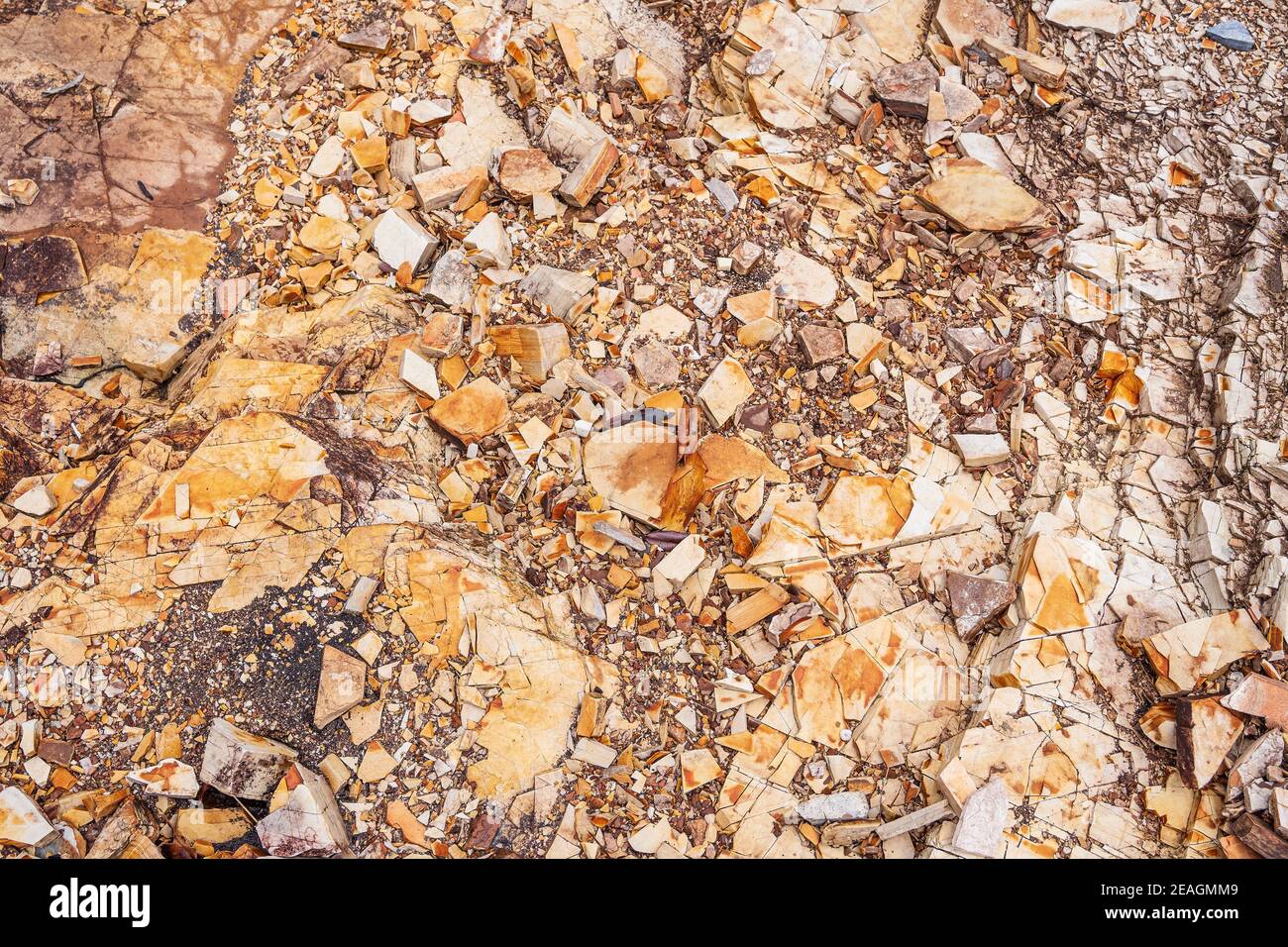 Scinder Rocks Sedimentary rock rocks broken hi-res stock photography and images - Alamy