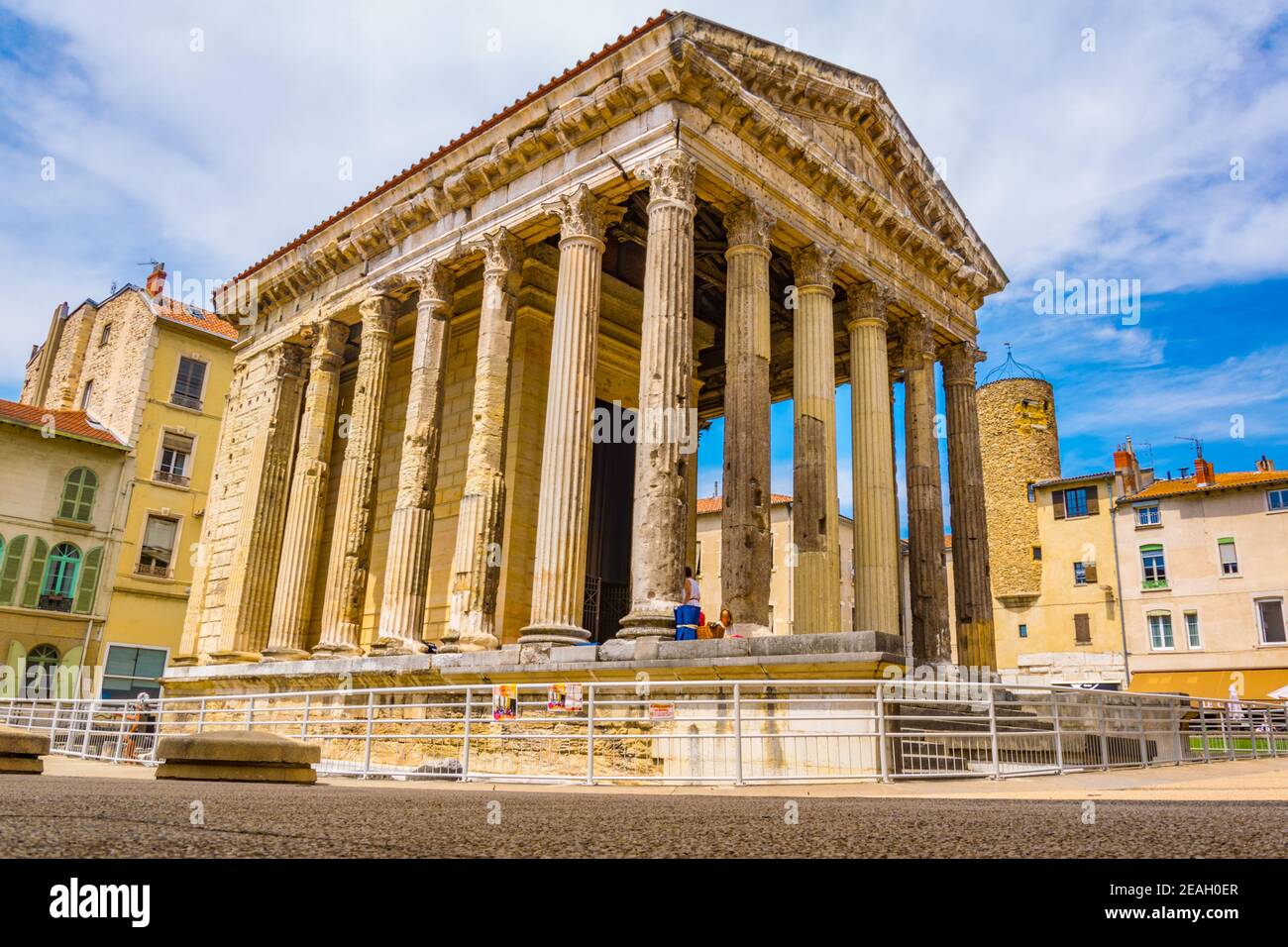 Temple Romain High Resolution Stock Photography And Images Alamy