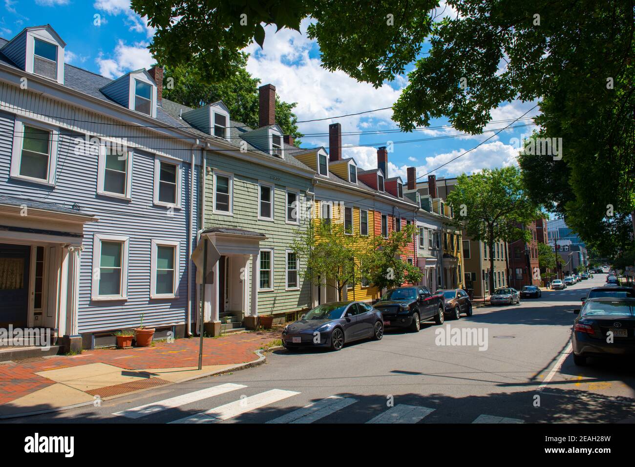 Historic residence buildings at Second Street at Otis Street in East ...