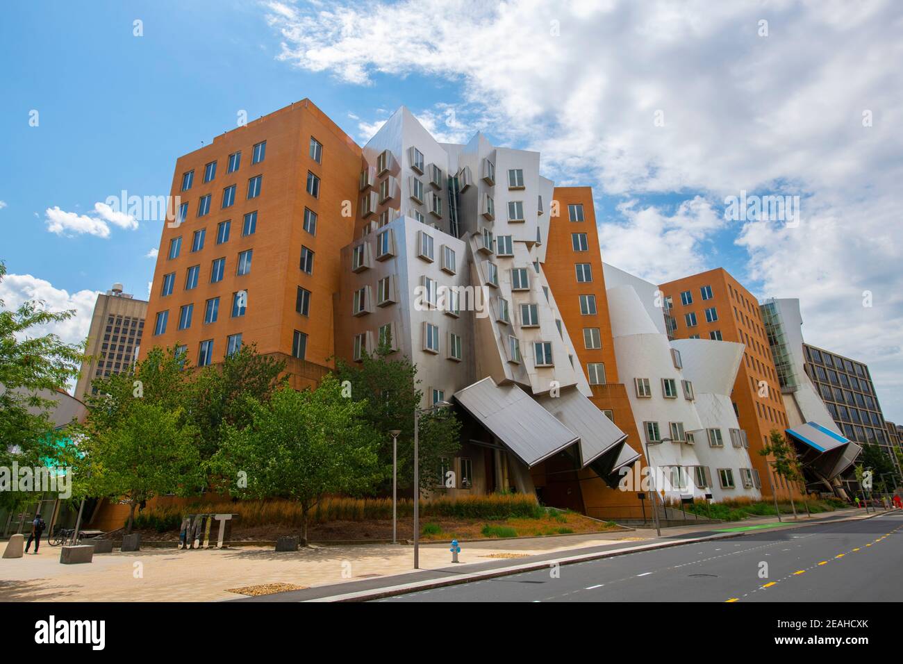 Massachussets Institute of Technology (MIT) Ray and Maria Stata Center ...