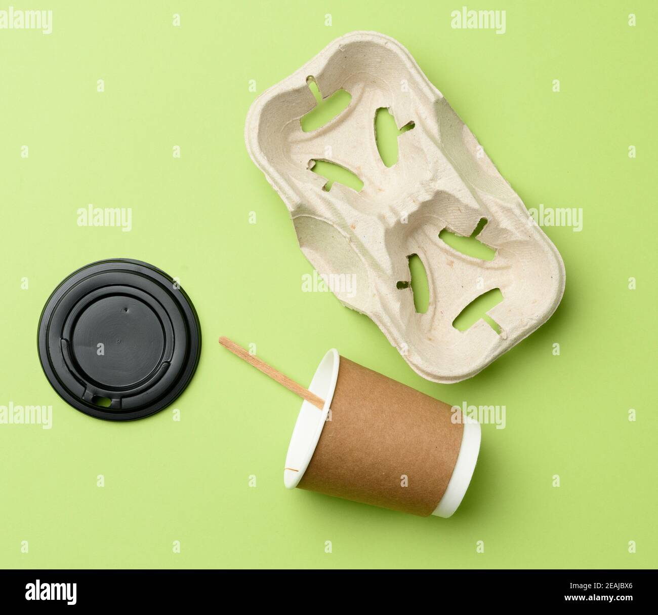 disposable paper cups from brown craft paper and recycled paper holders