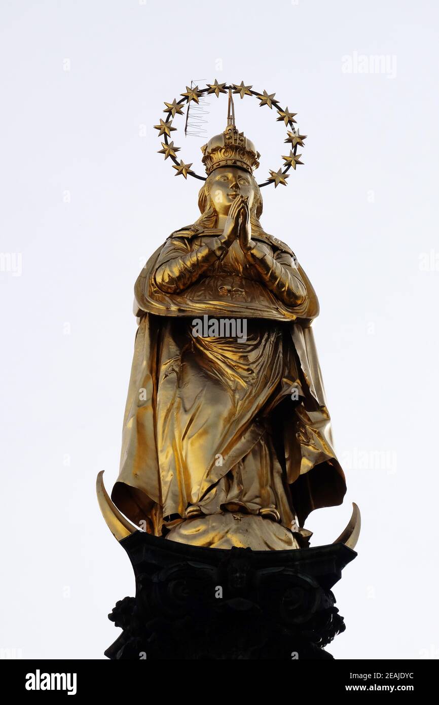 Gilded statue of Virgin Mary in Graz, Austria Stock Photo - Alamy