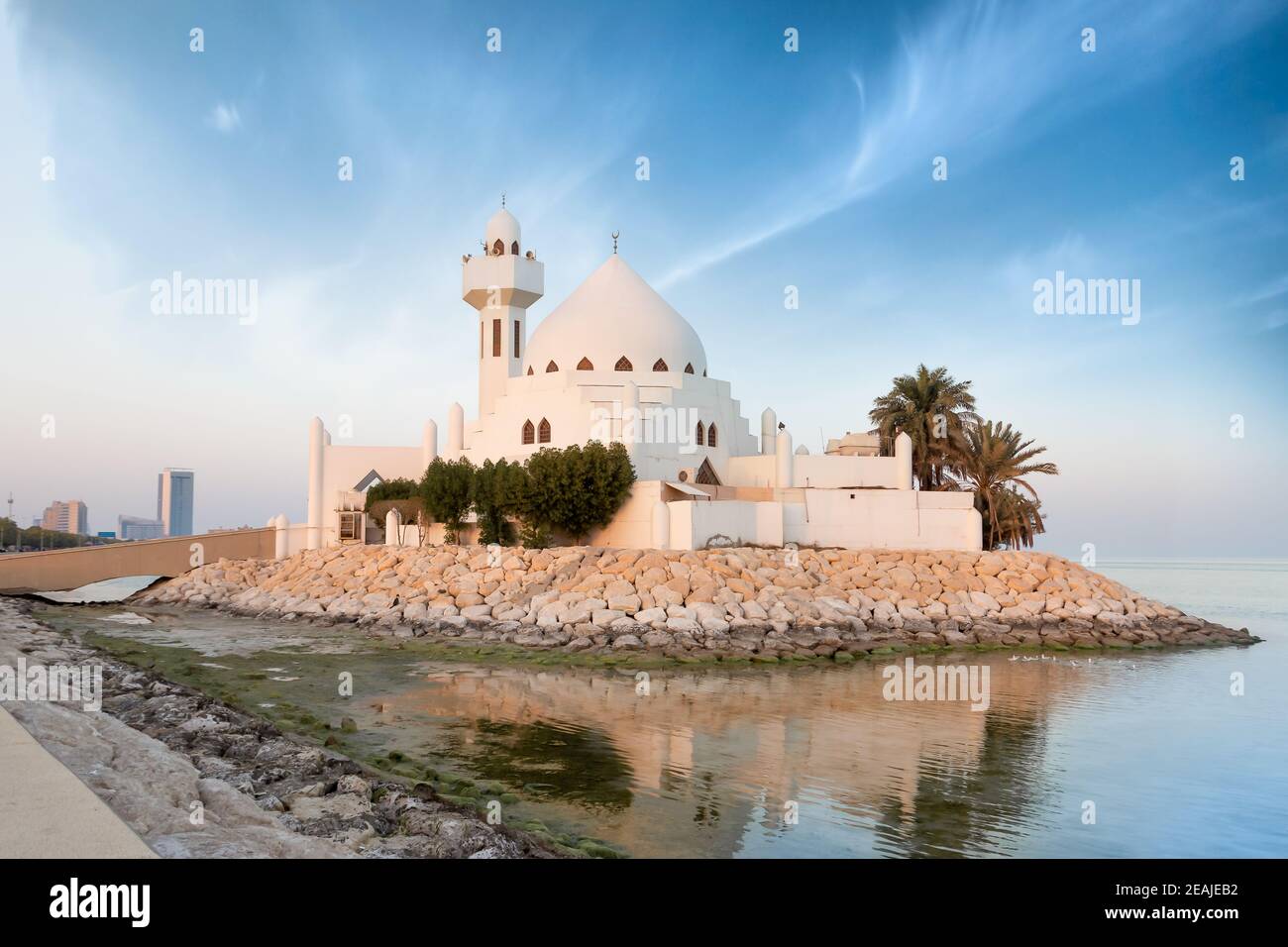 Al Khobar, February 5, 2021 - Sheikh Salem bin Laden Mosque at golden hour in the evening, Al Khobar, Eastern Province, Saudi Arabia Stock Photo