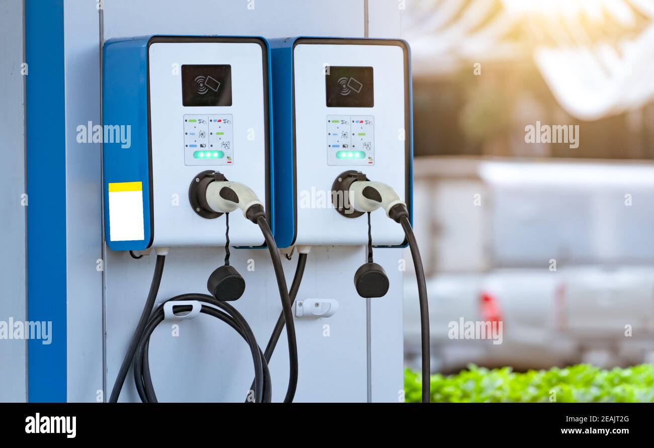 Ev charger car hi-res stock photography and images - Alamy