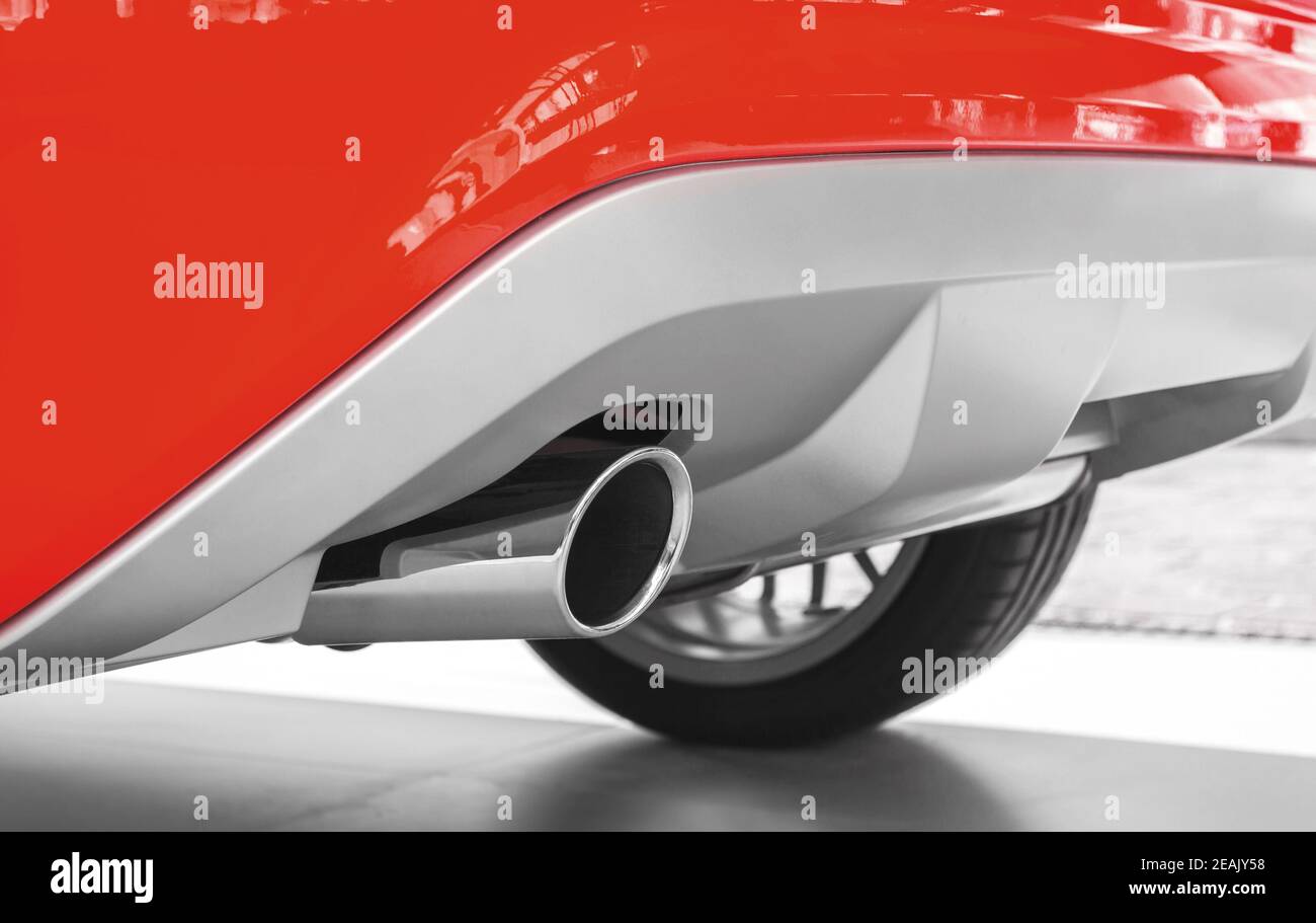 Car exhaust pipe hires stock photography and images Alamy