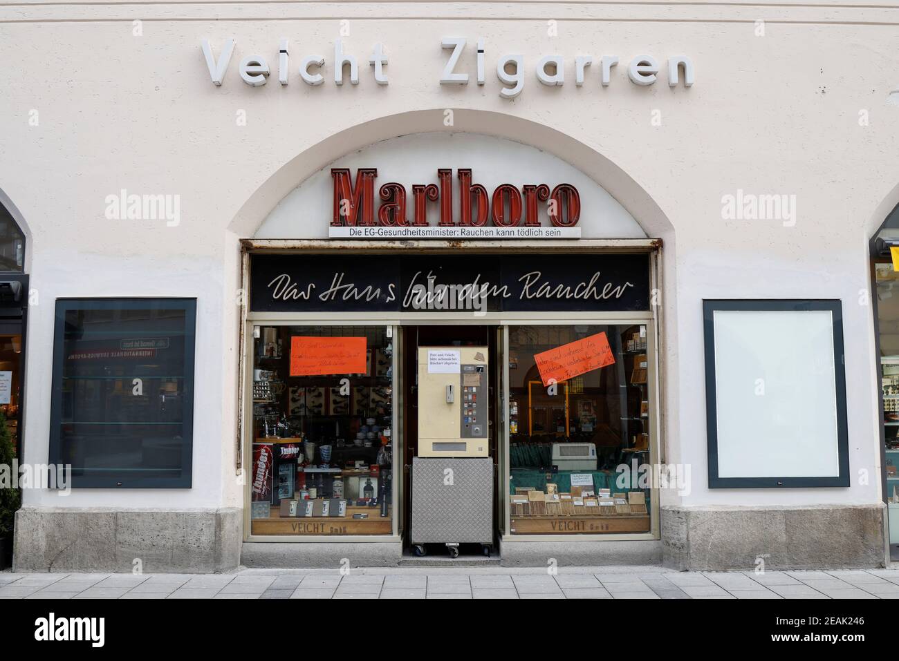 'Veicht Zigarren' store is seen closed due to the coronavirus disease (COVID-19) pandemic in Munich, Germany, February 5, 2021. Picture taken February 5, 2021. REUTERS/Michaela Rehle Stock Photo
