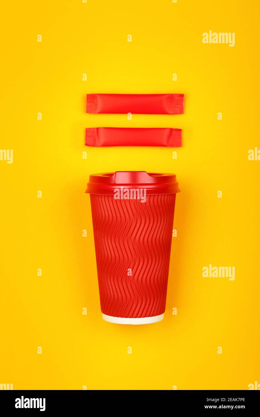 Big paper cup hi-res stock photography and images - Alamy