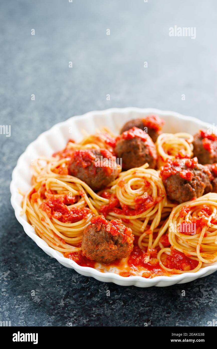 Tomato Sauce For Meatball Pasta at Denis Craig blog