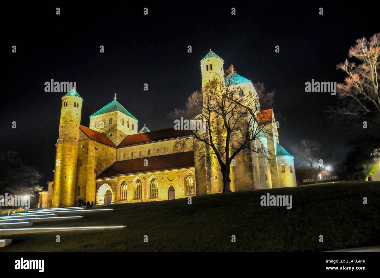 St michael in hildesheim hi-res stock photography and images - Alamy