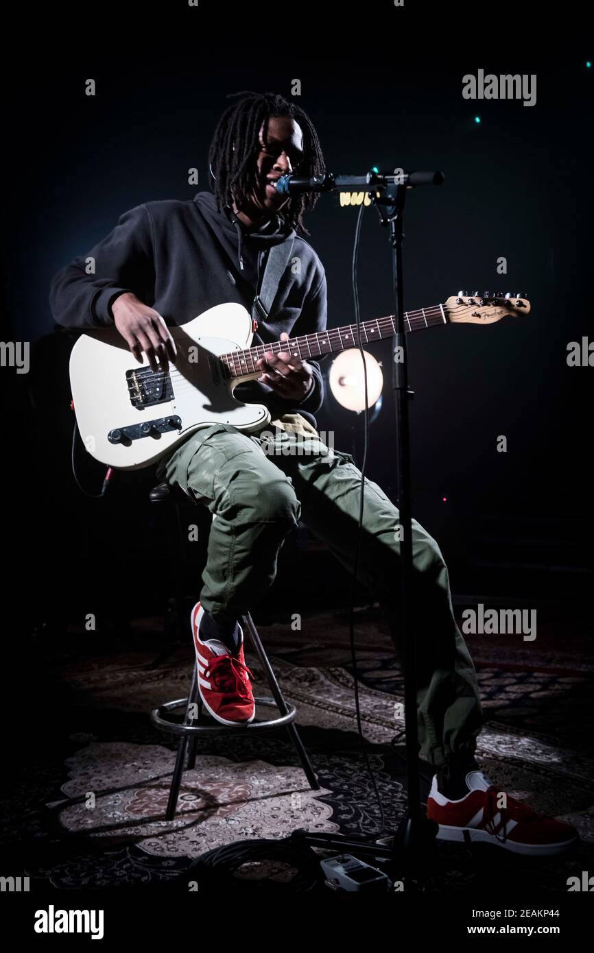 Daniel Caesar Singer High Resolution Stock Photography and Images - Alamy
