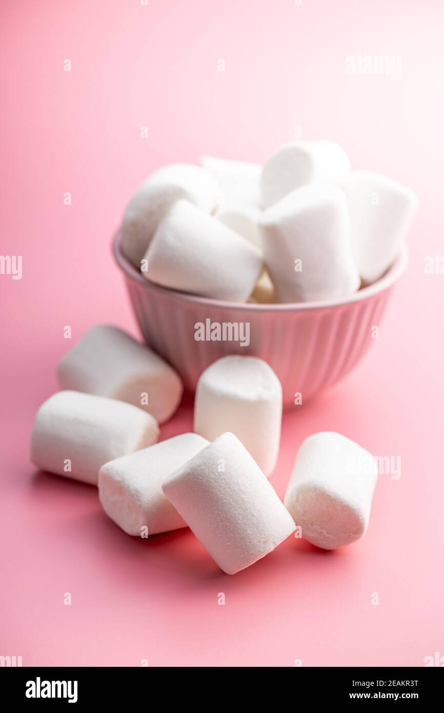 White sweet marshmallows candy Stock Photo Alamy