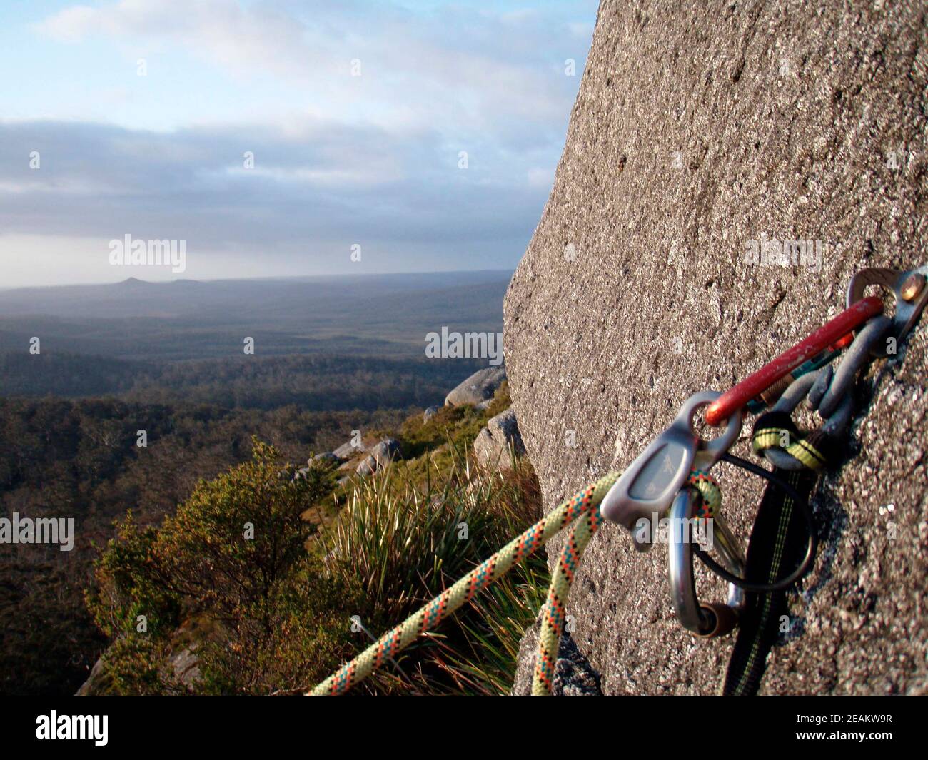 Rope climbing technique hires stock photography and images Alamy