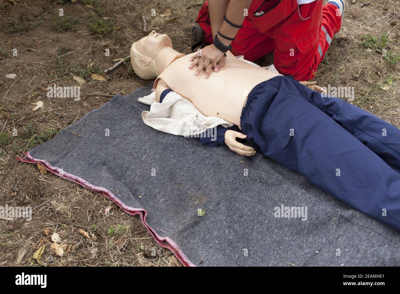 First aid practice hi-res stock photography and images - Alamy