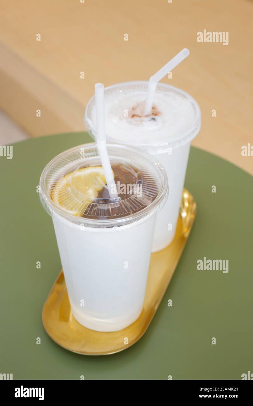 White paper of iced coffee cup Stock Photo Alamy